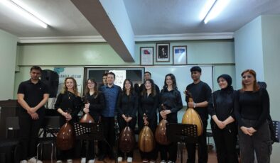 AKINAL Udileri ile Meşk” Dinletisi Büyük Beğeni Topladı