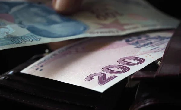 TCMB Nisan Ayı Ödemeler Dengesi Verilerini Açıkladı: Cari Açık 5 Milyar 695 Milyon Dolar Oldu