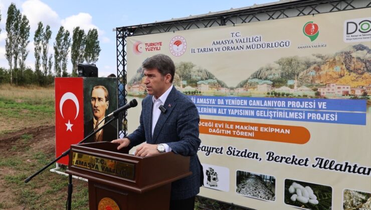 Amasya’da İpek Böceği Yetiştiricilerine Yeni Ekipman Ve Üretim Evleri Teslim Edildi