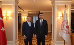Öztaylan Müjdeyi Verdi: Bandırma 17 Eylül Stadyumu Gece Maçlarına Hazırlanıyor